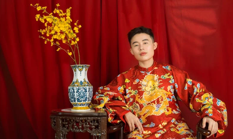 Предложението на Мартин и нашият необичаен дом: Щастието между три сърца