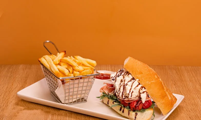 Стипендията на надеждата: Историята на една българска майка и нейната битка за бъдещето на сина си