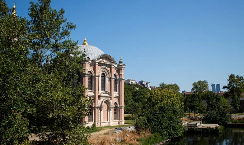 Вярата, която ме спаси: Как намерих сили да се изправя срещу семейството на съпруга ми