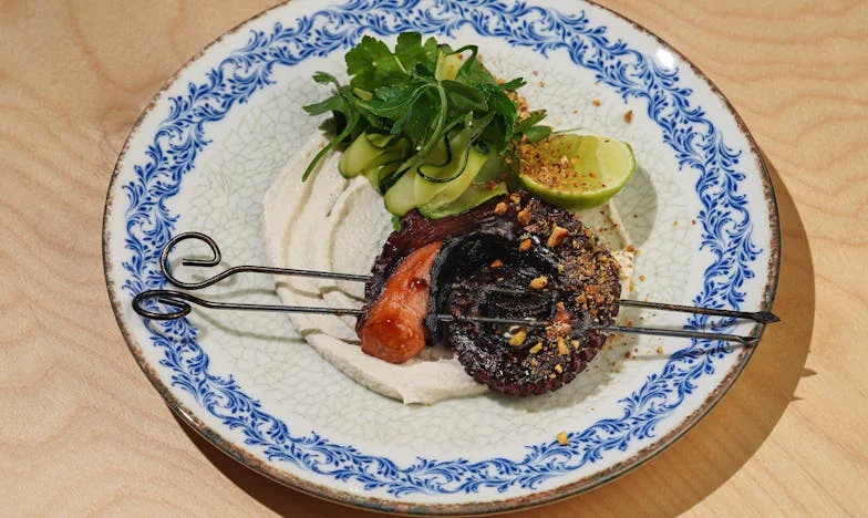 Изхвърлена от собствения си живот: „Ти не си майка, ти си проклятие“ – Моят крах и битка за сина ми