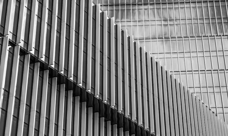 Когато домът се превърна в сделка: Историята на едно българско семейство