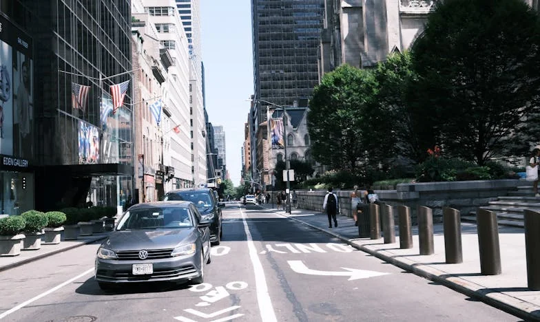 Предателството на доверието: Историята на една дъщеря и нейната майка