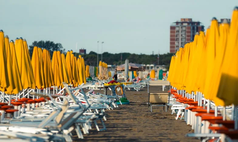 „Продай апартамента си, за да помогнеш на брат си“ – една българска история за дълга, обидата и семейството