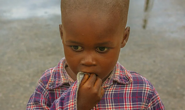 Защо прекъснах връзката с майка си: История за предателство, прошка и търсене на собствената стойност