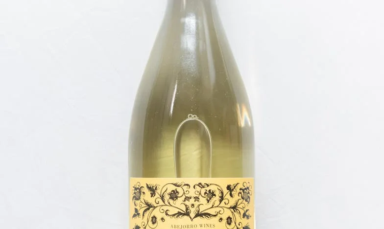 Колко струва майчинството? Историята на една българска майка, която поиска заплата за грижата за детето си