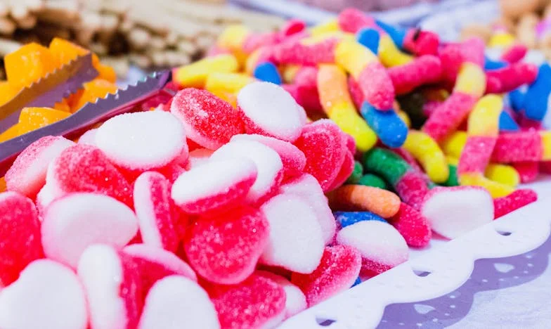 Майка с родилен белег