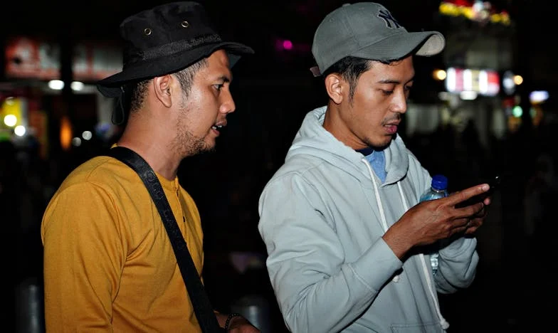 Между любовта и несправедливостта: Когато семейната пристрастност разрушава доверието