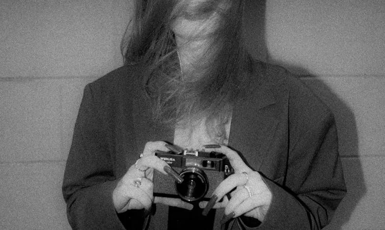 Брат ми отказа да се грижи за болната ни майка и искаше да продаде дома ѝ – оттогава не искаме да имаме нищо общо с него