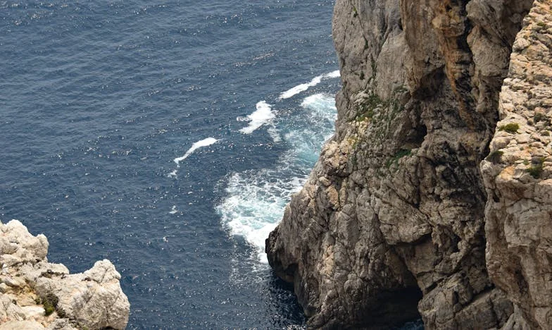 Когато любовта не стига: Изповедта на една българска майка