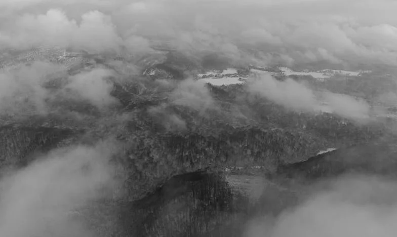 Мъжът ми изпращаше половината си заплата на майка си – и аз разбрах твърде късно