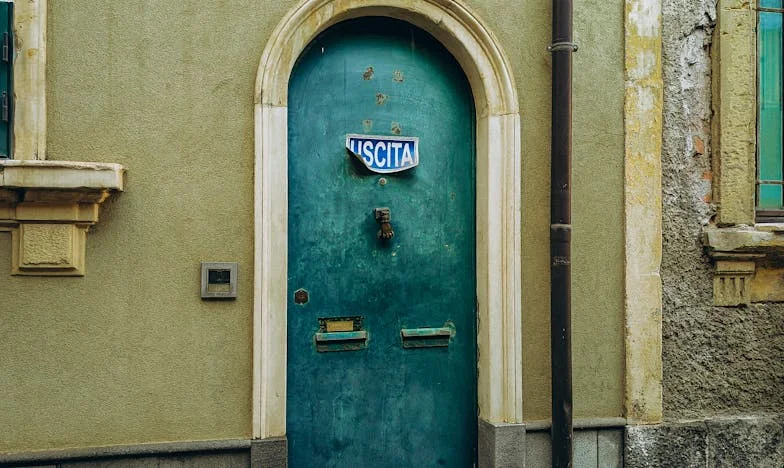 Не съм гледачка: Как се опитах да си върна живота в българско семейство