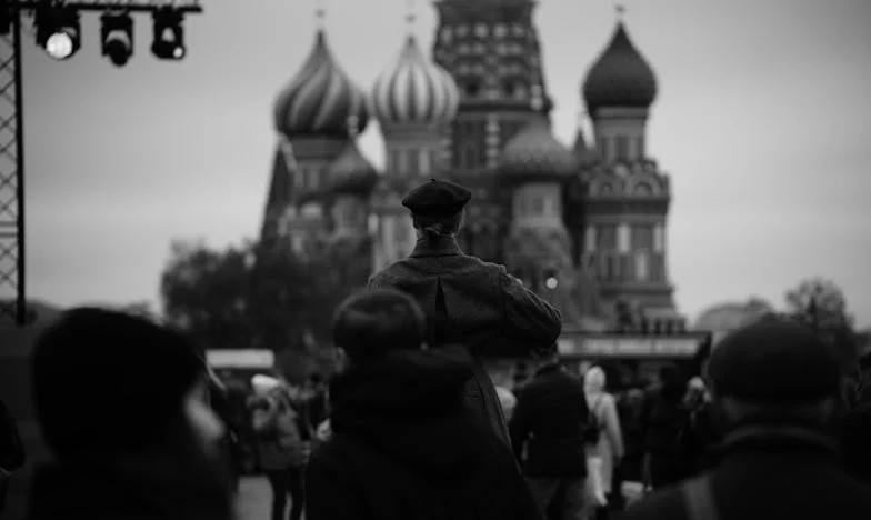 Снимката, която промени всичко: Историята на едно българско семейство