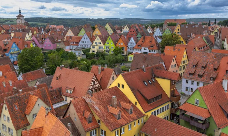 Сянка над нашето семейство: Когато съмненията разкъсаха дома ни