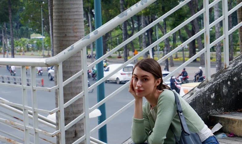 Затворих очи за изневерите му – докато не паднах на улицата и разбрах кой наистина е до мен