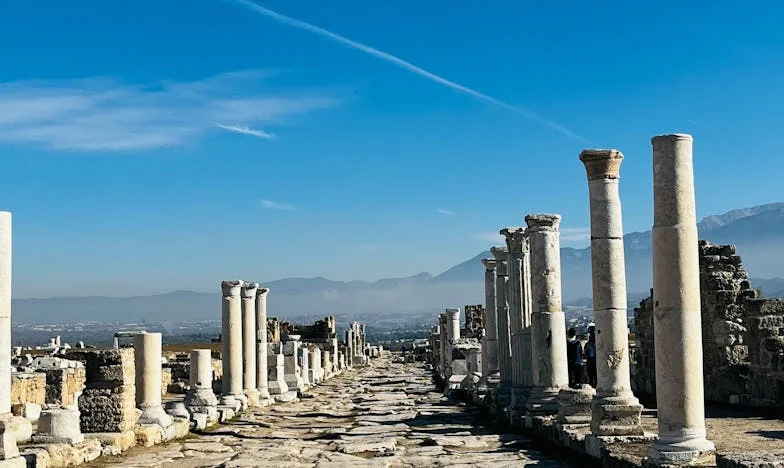 Когато сърцето се пръсне, а вярата остане: Моят път през болката и прошката