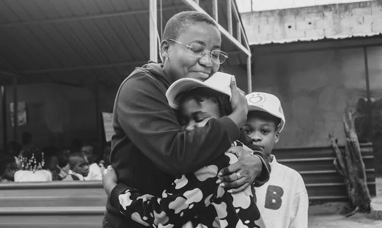 Защо трябва да продам апартамента си, само за да угодя на семейството на мъжа ми? – Историята на една българка, която се осмели да каже „не“