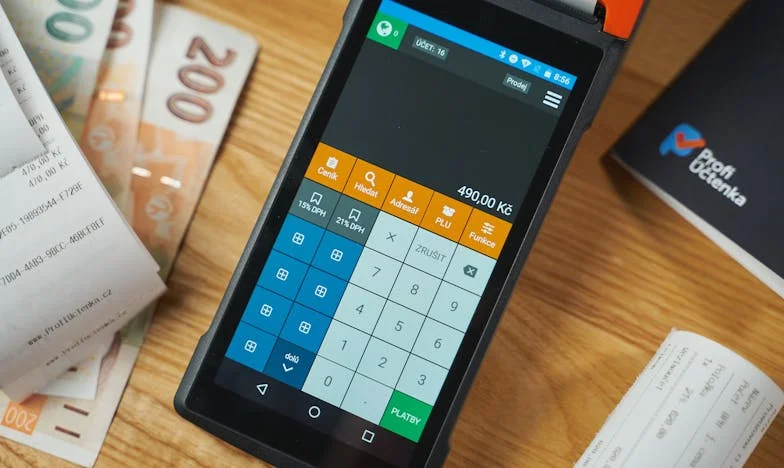 Дъщеря ни изчезна, а години по-късно остави детето си на прага ни: Къде сбъркахме?