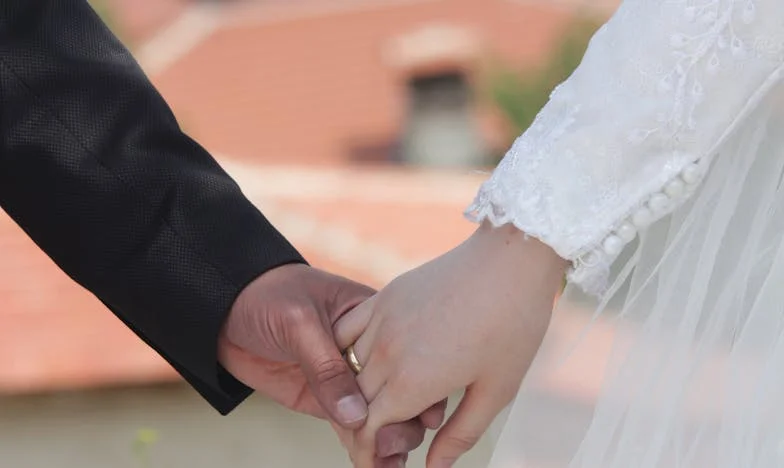 Донеси внуците — но не забравяй портфейла: Лятото, в което семейството ми се разпадна