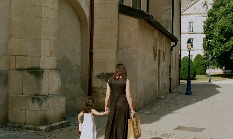 Когато дъщеря ми ми повери внука: Истини, които промениха всичко