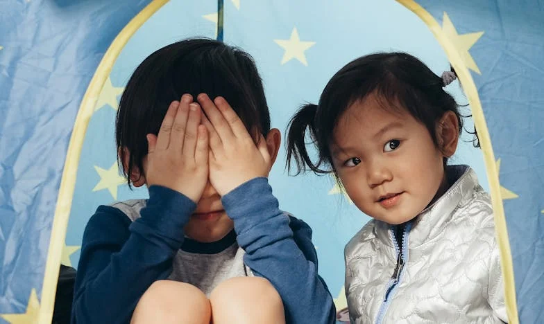 Когато любовта не стига: Моята битка за признание в семейство Петрови