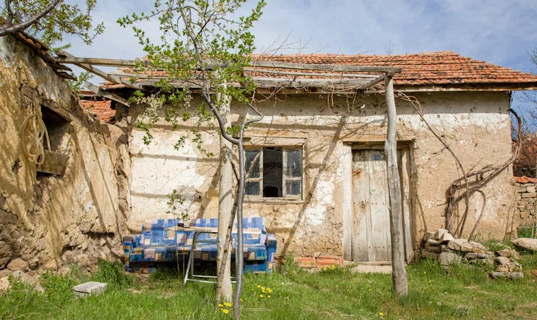 Когато се прибрах у дома и заварих непознат: Денят, в който животът ми се разпадна