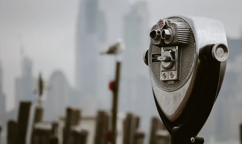 Счупеното стъкло: Денят, в който светът ми се разпадна