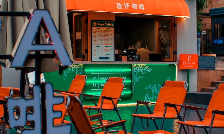 Anioł za Siatką: Opowieść o Stracie i Nadziei