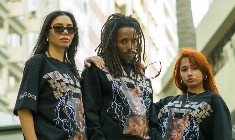 Kiedy sąsiedzi stają się zbyt bliscy: granice, rodzina i utracone zaufanie