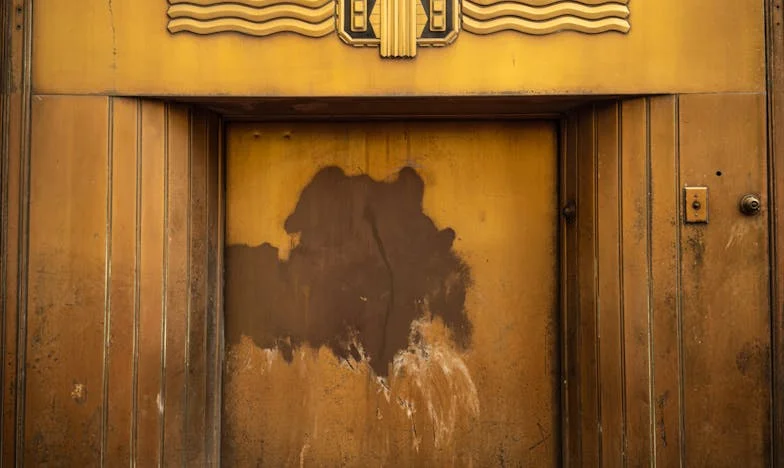 Moja teściowa dzwoni tylko wtedy, gdy mąż ma wypłatę – ile można być bankomatem dla własnej rodziny?