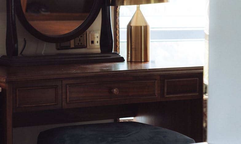 Tulipany z bazaru i cisza w nocy: Jak straciłam zaufanie do męża i siebie