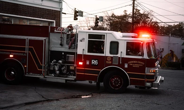Wyrzucona jak bezdomny pies – historia Kingi z Poznania. Czy rodzina może naprawdę odwrócić się od własnej córki?