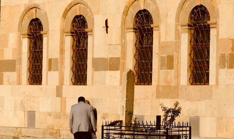 Zdecydowałam się traktować syna i synową tak, jak oni mnie: Opowieść o wzajemnym szacunku i granicach w rodzinie