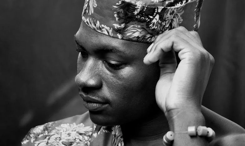 Po 30 latach małżeństwa mąż zostawił tylko kartkę: "Przepraszam, nie potrafię już tak żyć". Moja historia o pustce, winie i poszukiwaniu siebie