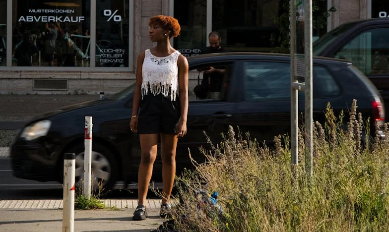 Pod ciężarem grzechu: Historia jednej polskiej rodziny między prawdą a miłością