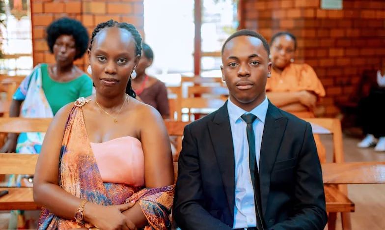 Rok bez odwiedzin, jeden telefon i tajemnica teścia: Co naprawdę kryło się za jego nagłym przyjazdem?