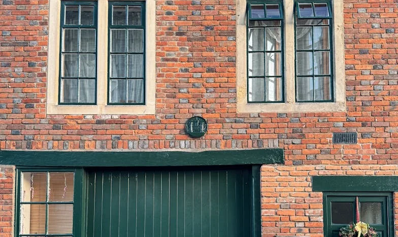 Zdrada pachnąca perfumami: Jak mój nos odkrył tajemnicę męża