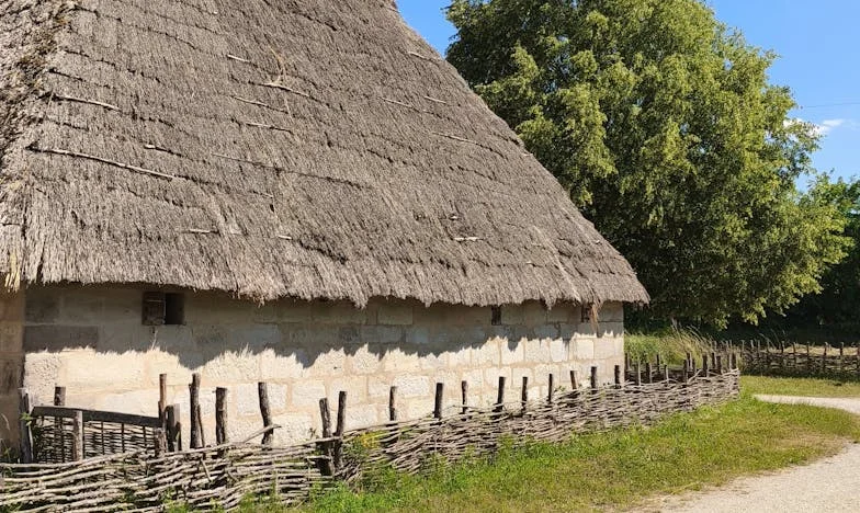 Granice gościnności: Moje mieszkanie to nie hotel – historia o tym, jak nauczyłam się mówić „nie”