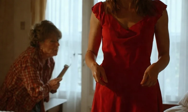 Klucz, który otwiera wszystko oprócz zaufania: Gdy przyłapałam teściową w mojej szafie