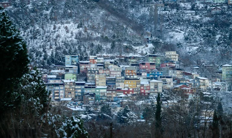 "Mąż mojej siostry nagle chciał się ze mną spotkać" – Rodzinne tajemnice, które zmieniły wszystko