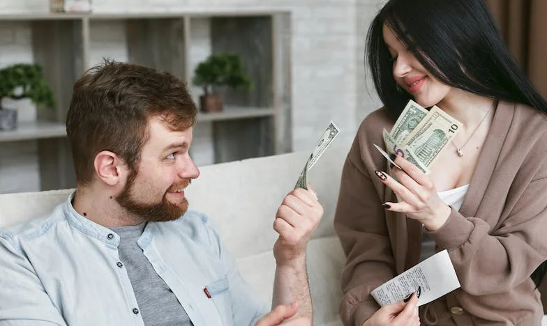 Za Zamkniętymi Drzwiami: Mój Życie w Cieniu Cudzego Portfela