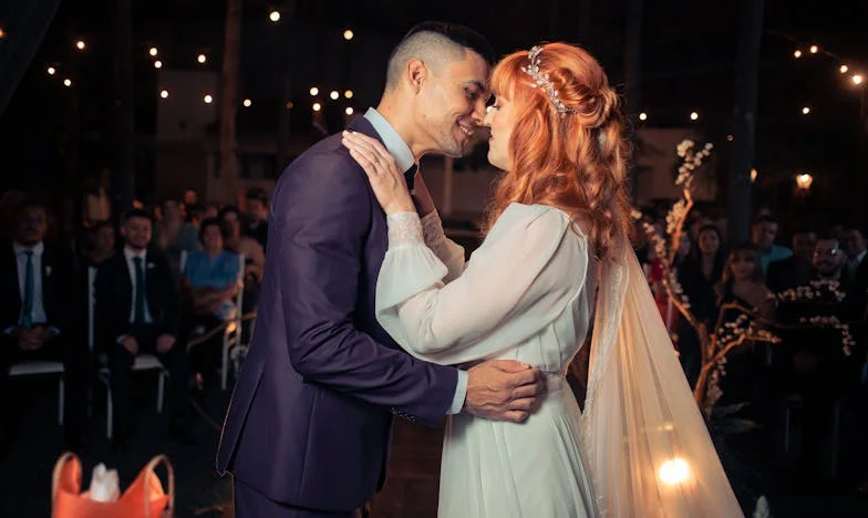 Kiedy Miłość i Tajemnice Zderzają się: Historia Daan i Lotte w Polskich Realizmach