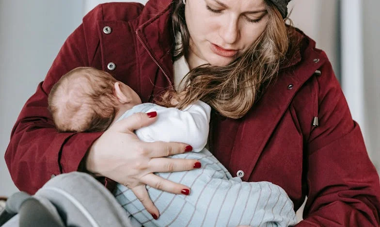 Kiedy teściowa rządzi twoim życiem: Walka o własne granice i spokój w polskiej rodzinie