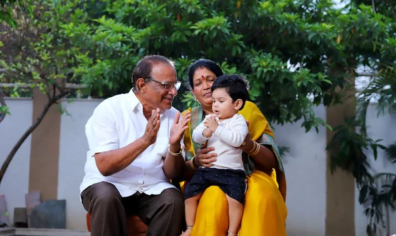 "Może zamiast żebrać, pójdziesz do sklepu?" – Ostatni kawałek sernika i rodzinna wojna przy świątecznym stole