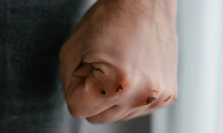 Wyrzuciłam syna i jego żonę z domu: Dopiero wtedy zrozumiałam, jak bardzo żyłam w poczuciu winy i jak wszyscy to wykorzystywali