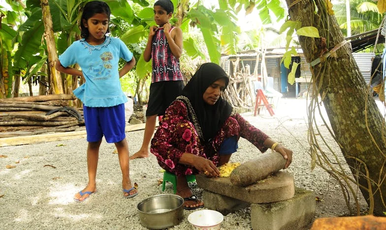 Za zamkniętymi drzwiami: Jak moja teściowa zniszczyła nasze małżeństwo