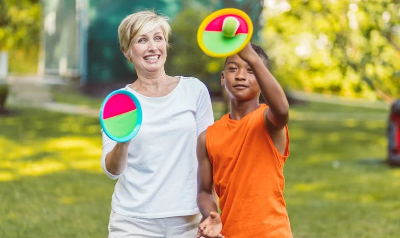 Bez Kołyski: Opowieść Matki w Świecie Chaosu