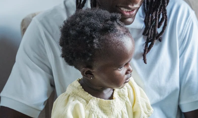 Kiedy prawda boli: Historia zdrady, przyjaźni i jednego dziecka