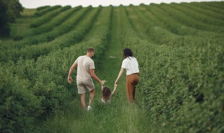 Kiedy życie odkrywa cudze tajemnice: Opowieść o długach, zdradzie i niespodziewanej pomocy