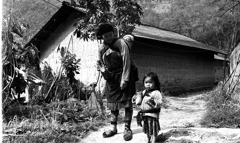 Droga donikąd: Historia Marii i jej dzieci na skraju świata