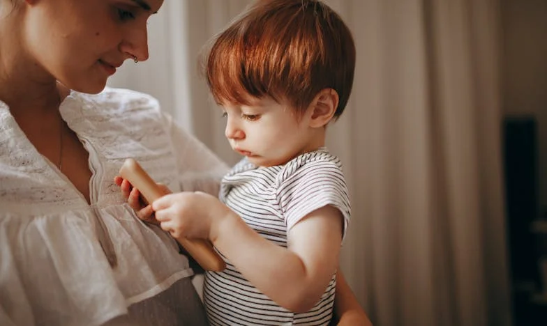 Kiedy rodzina odwraca się plecami: Mój świat między ciszą a buntem